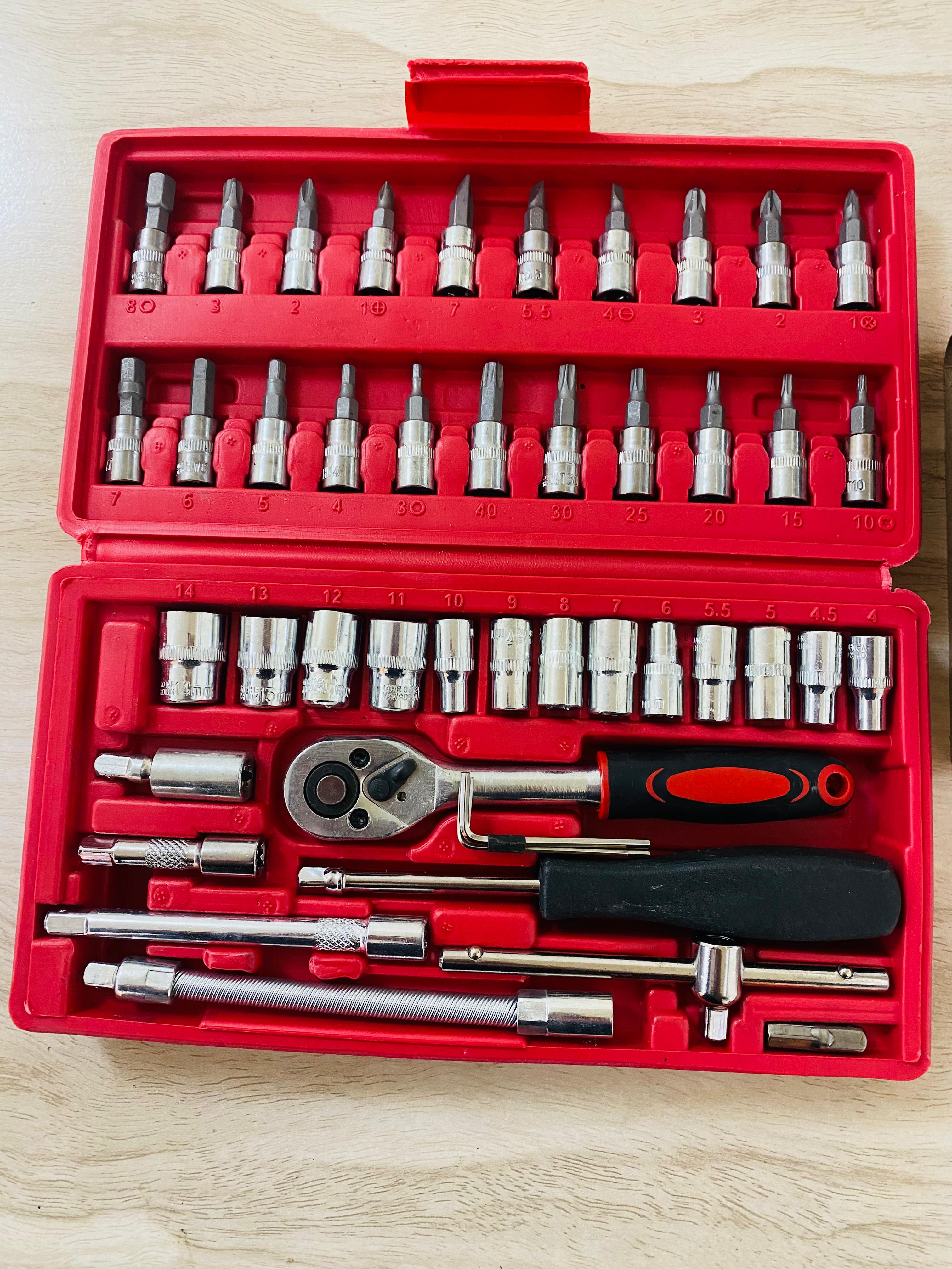 46-Piece High-Torque Ratchet Socket Wrench Maintenance Toolkit