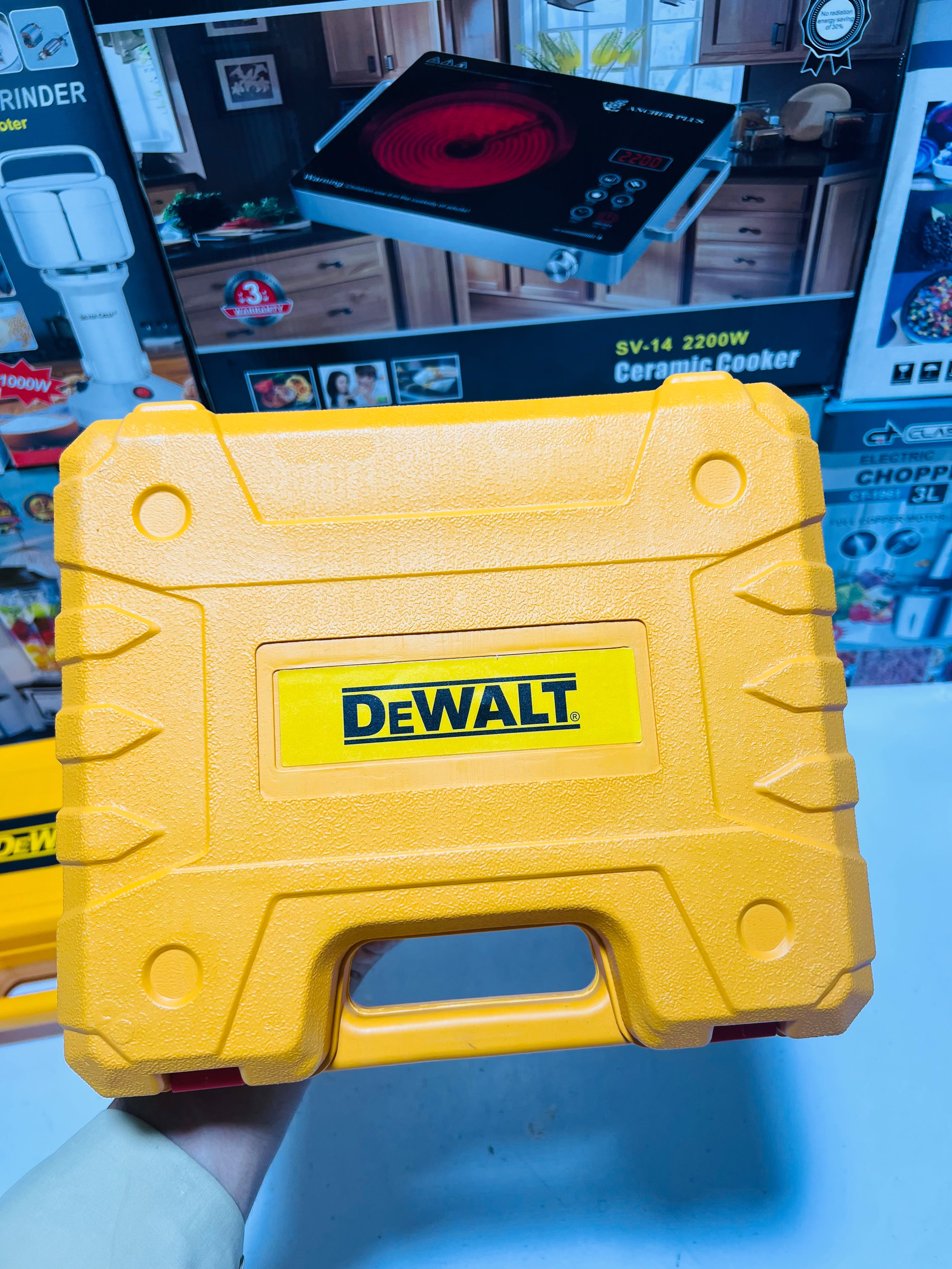 DeWalt 64V Heavy-Duty Cordless Impact Drill & Driver Kit (2x Batteries)