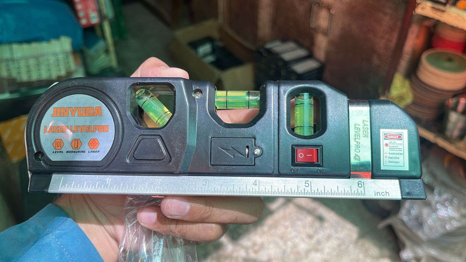 Multipurpose 4-in-1 Laser Level Spirit Tool